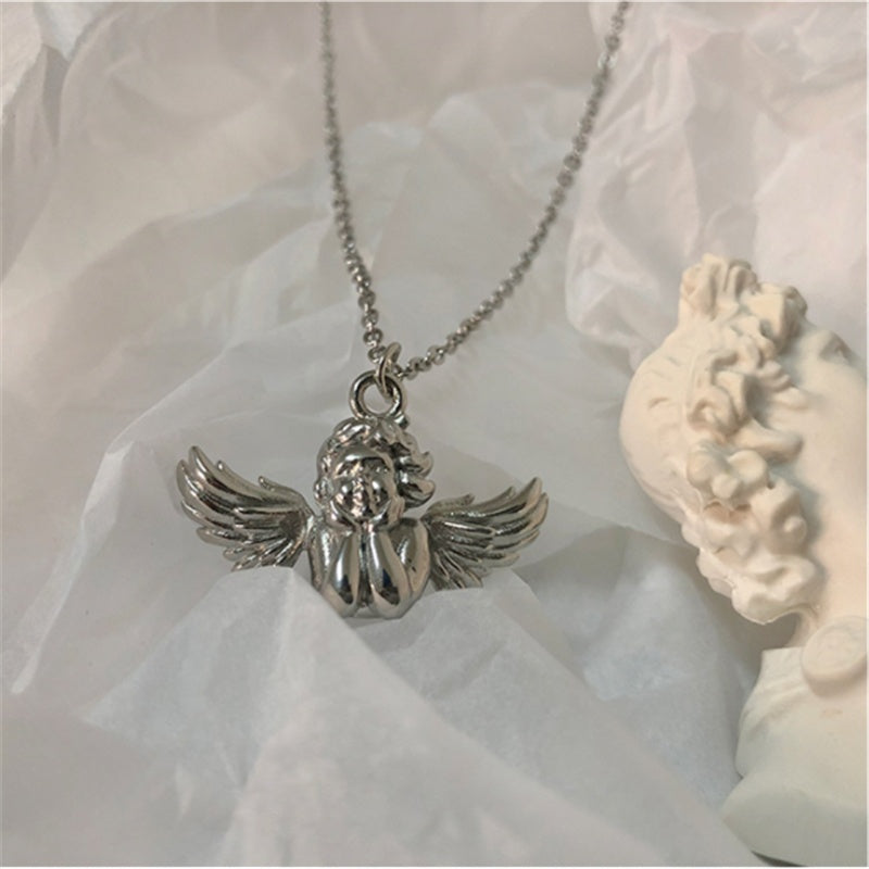 European and American Hip Hop Vintage Pendant